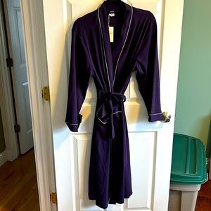 Collared robe - new never worn